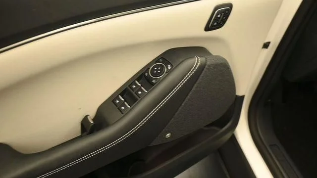 New 2026 Star White Metallic Tri-coat Ford Premium image 13
