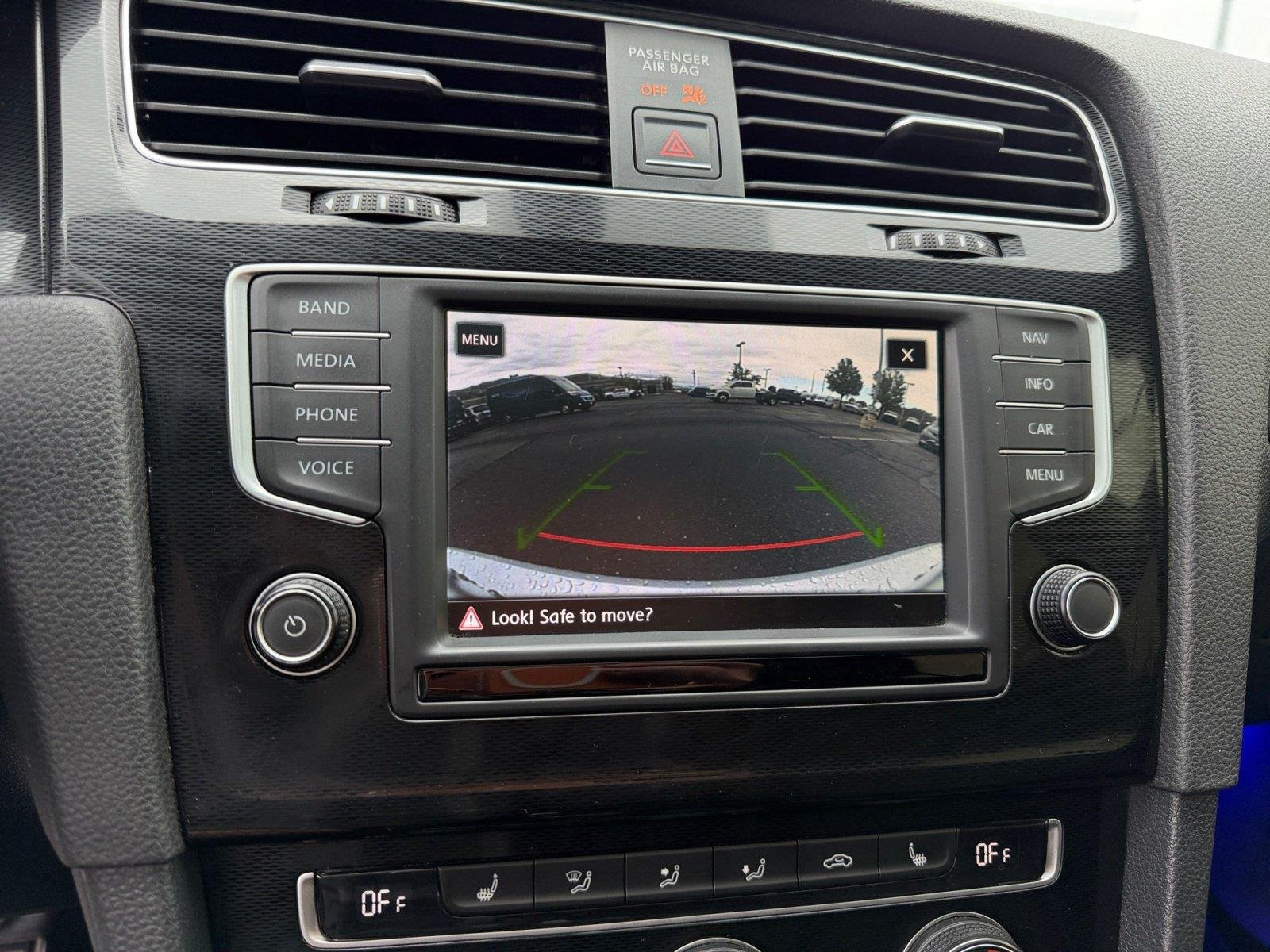Used 2017 Reflex Silver Metallic Volkswagen Autobahn image 5
