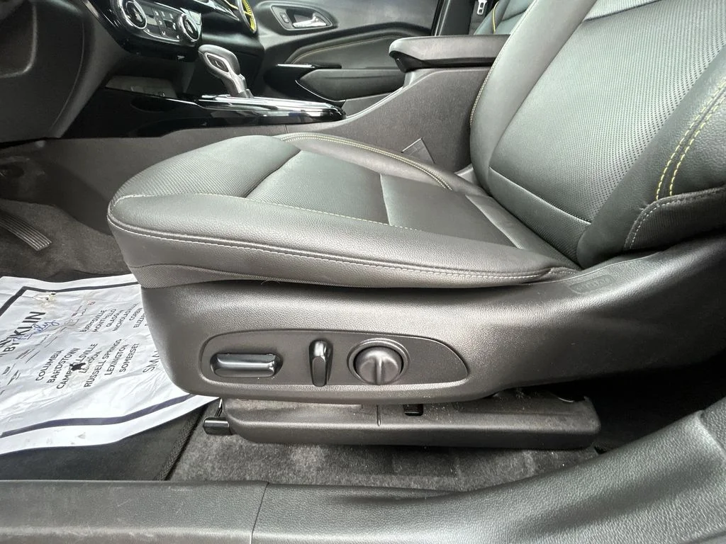 Used 2025 Black Chevrolet ACTIV image 18