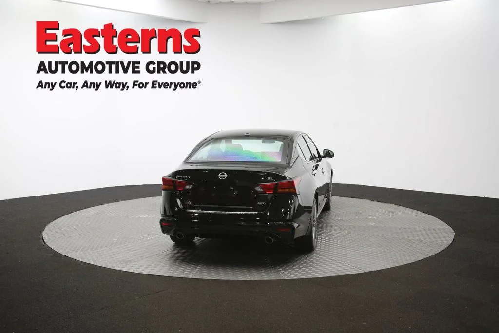 Used 2023 Black Nissan 2.5 SL image 39