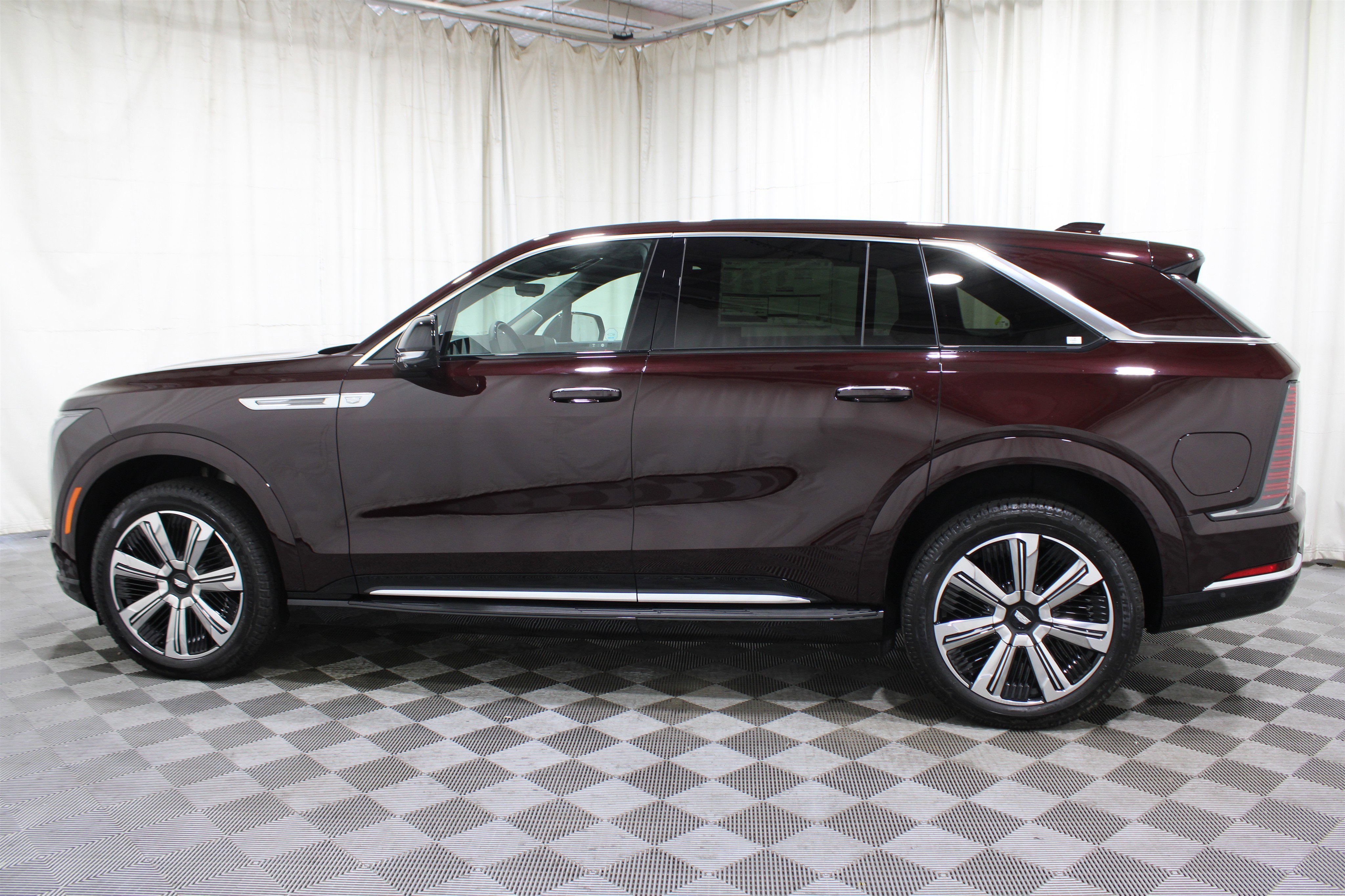 2025 Cadillac Escalade IQ Luxury 2 - Photo 31