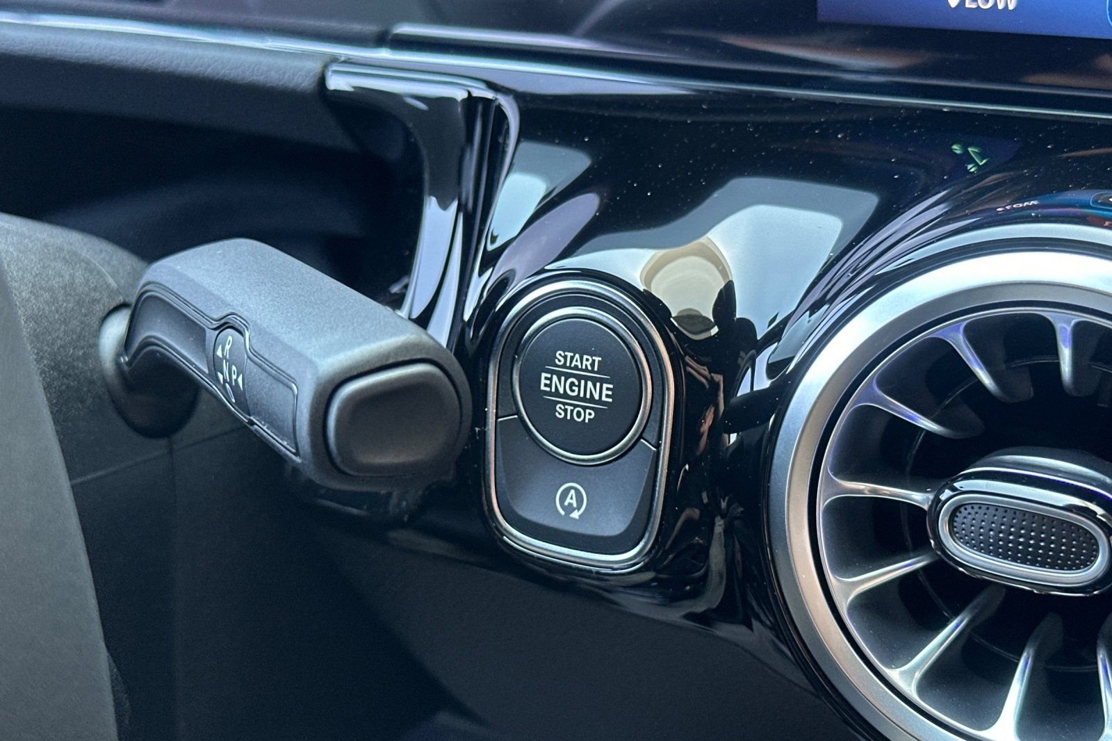 Certified Used 2025 Black Mercedes-Benz GLA 250 image 22