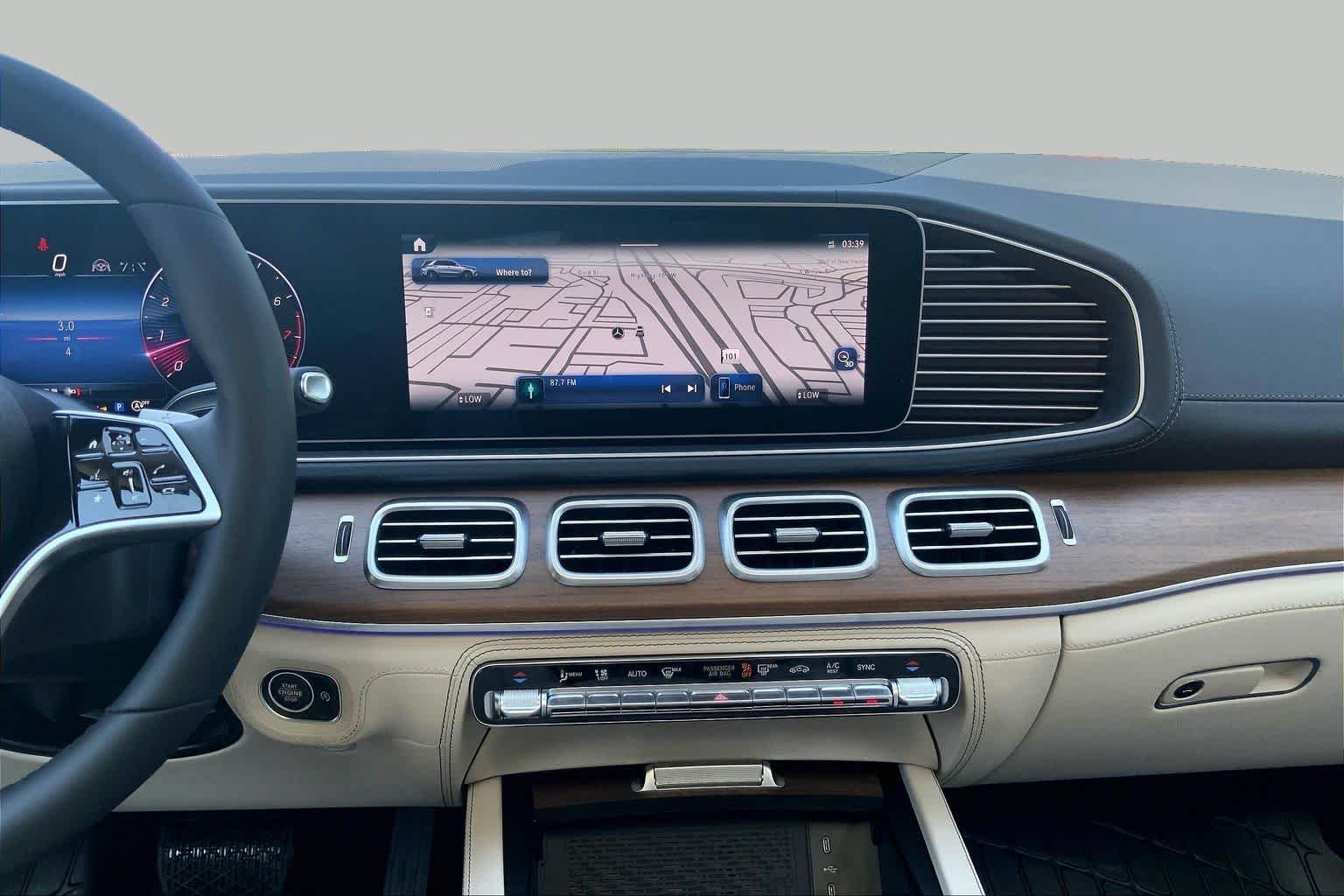 New 2026 Polar White Mercedes-Benz GLE 350 image 9