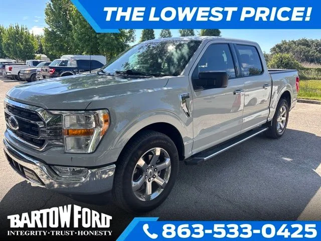 Used 2023 White Ford XLT image 1