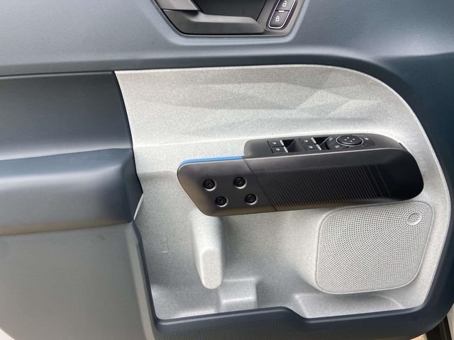 New 2026 Space White Metallic Ford XLT image 12