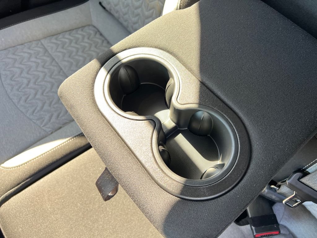 Used 2024 White Chevrolet LS image 27
