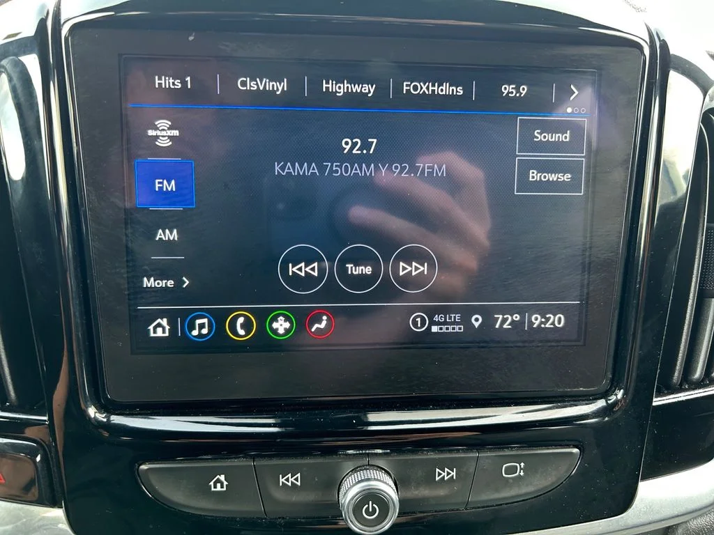 Used 2023 White Chevrolet LT image 11