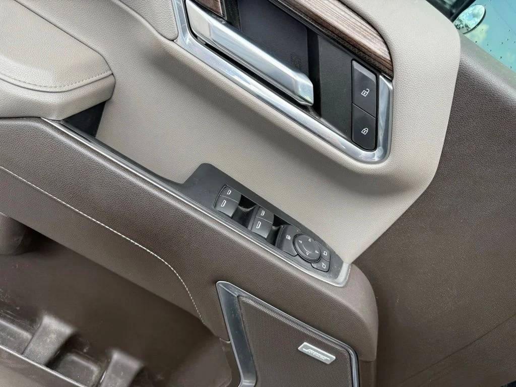 Used 2023 Gray Chevrolet RST image 6