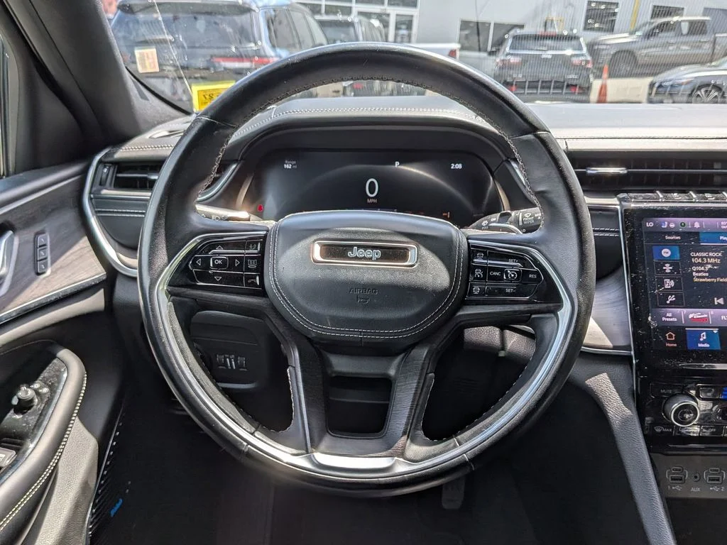Used 2021 Red Jeep Overland image 17