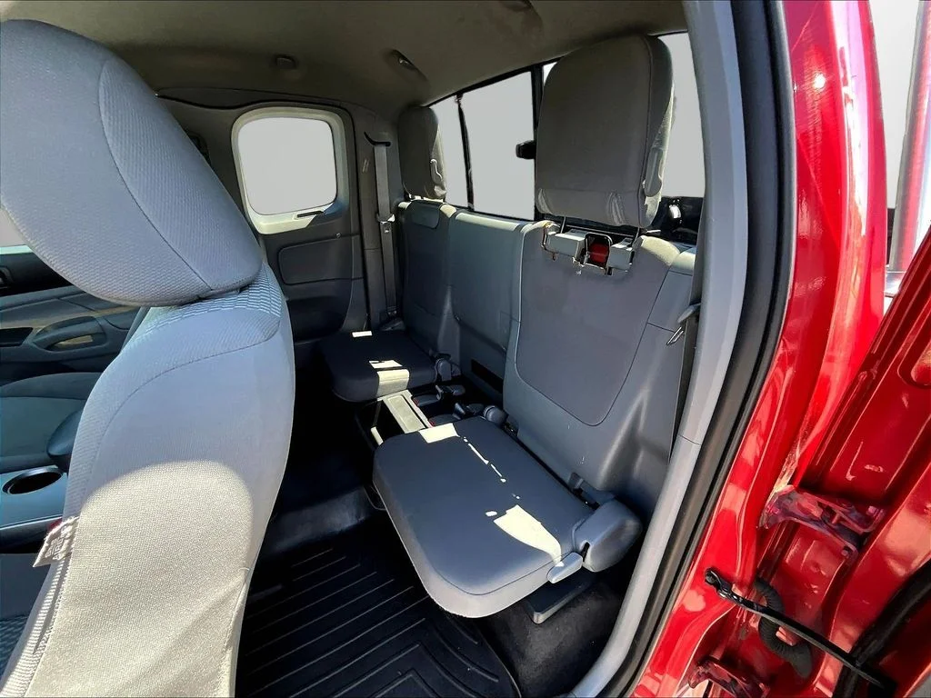 Used 2013 Red Toyota Base image 22