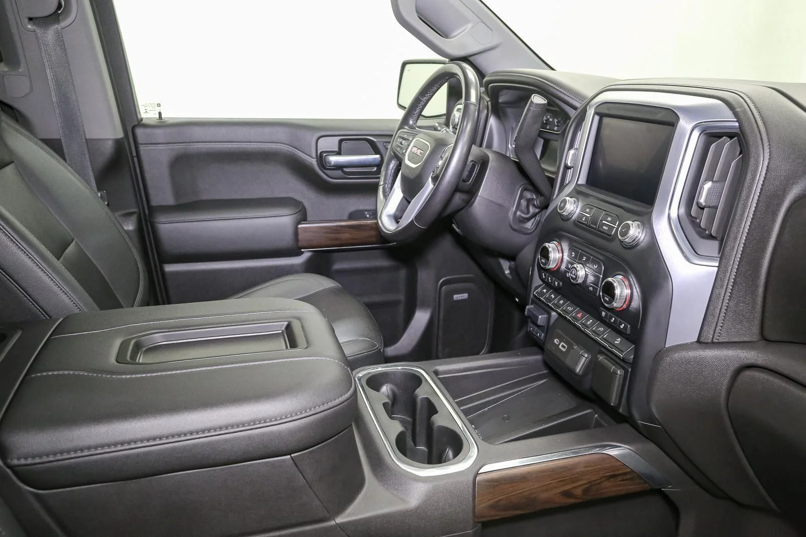 Used 2021 Onyx Black GMC SLT image 21