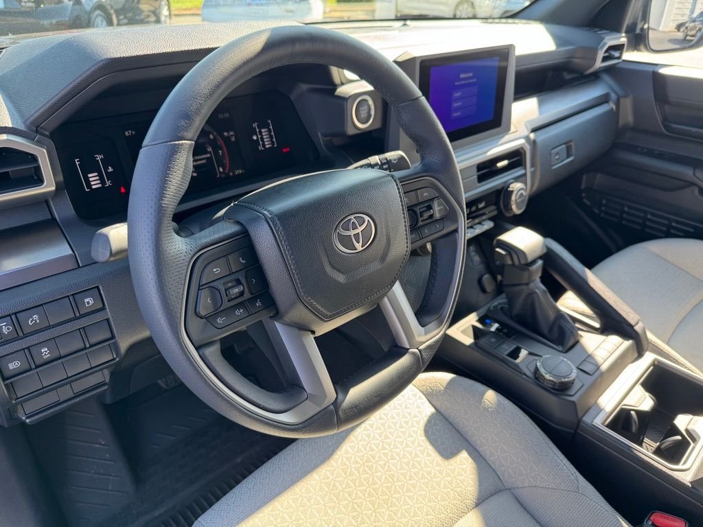 Used 2026  Toyota SR5 image 15