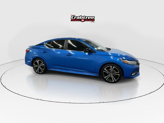 Used 2022 Blue Nissan SR image 9