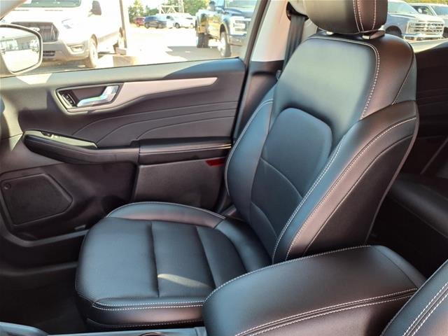 Certified Used 2022  Ford  image 24