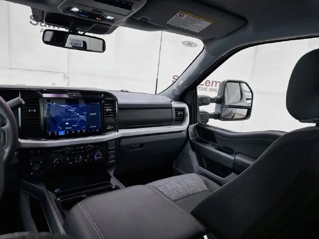 New 2027 Carbonized Gray Metallic Ford F-250® XLT image 24