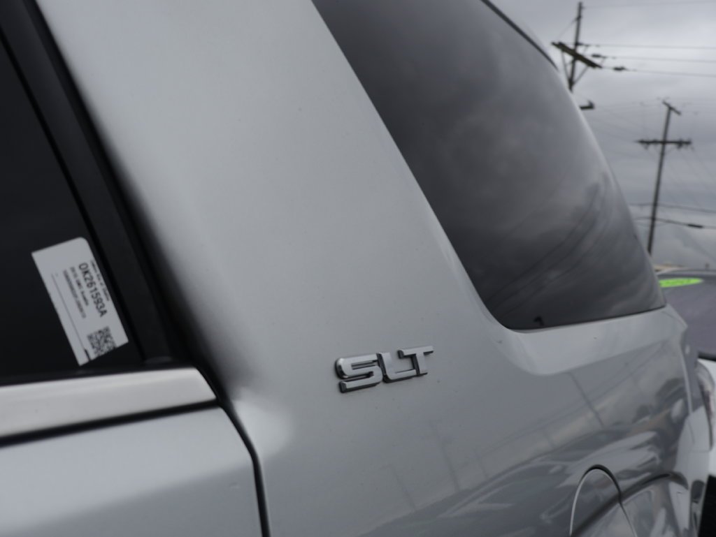 Used 2015 Silver GMC SLT-2 image 19