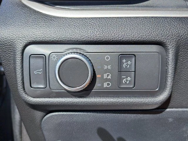 Used 2021 Gray Ford XLT image 12
