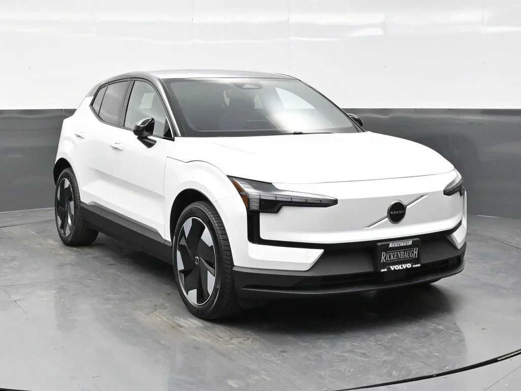 2026 Volvo EX30 Twin Motor Performance Plus's photo