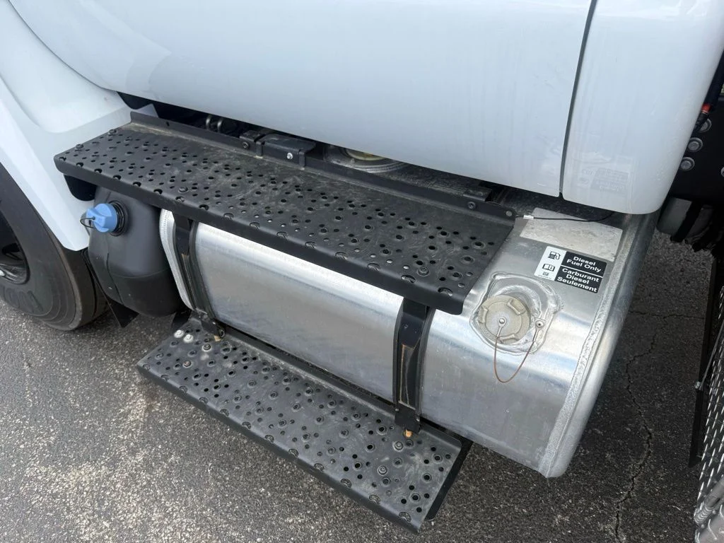 New 2025 Oxford White Ford F-750 SD Diesel Straight Frame image 15