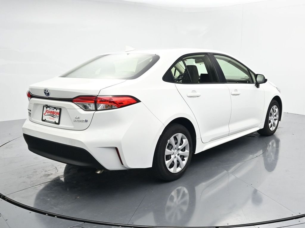 Used 2024 White Toyota LE image 7