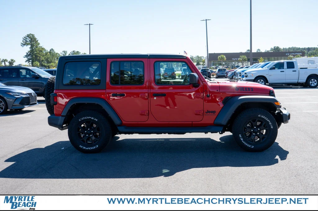 Used 2023 Red Clearcoat Jeep Sport image 7