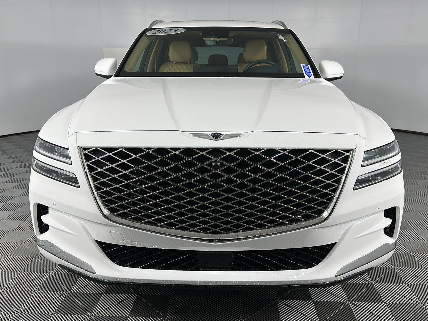 Used 2023 Alta White Genesis 3.5T image 4