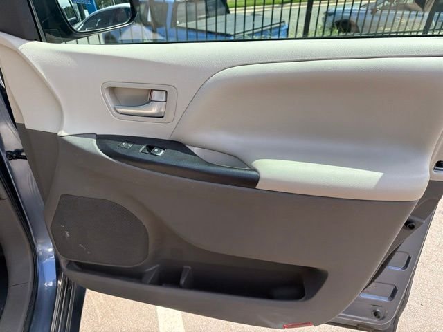 Used 2017 Shoreline Mist Toyota LE image 27