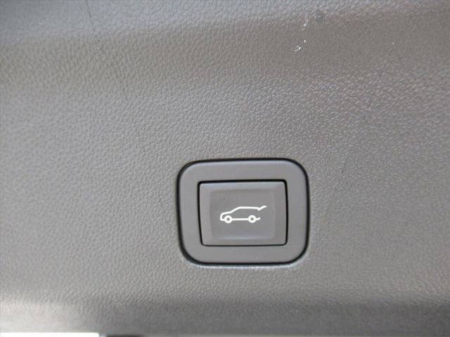 2026 Cadillac Escalade V-Series - Photo 37