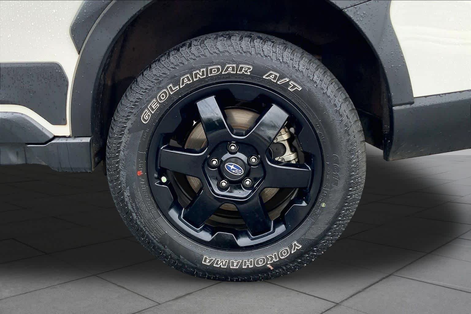 Used 2022 Crystal White Pearl Subaru Wilderness image 10