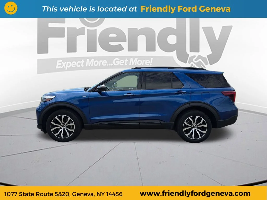Used 2023 Blue Metallic Ford ST-Line image 8