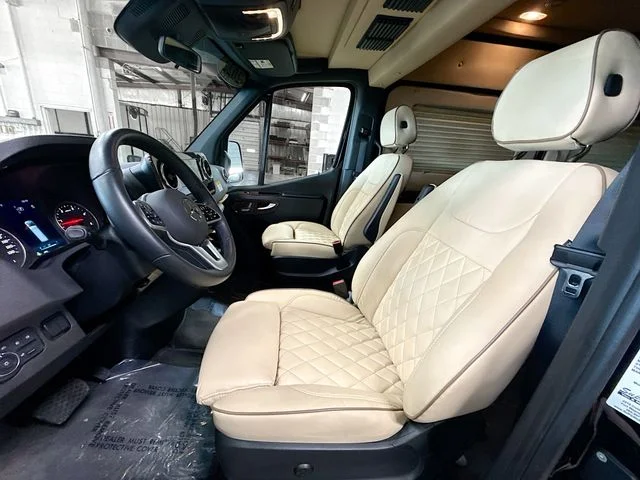 Used 2022 Black Mercedes-Benz Cargo 170 WB image 20