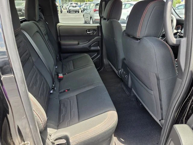 Used 2025 Black Nissan PRO-X image 17