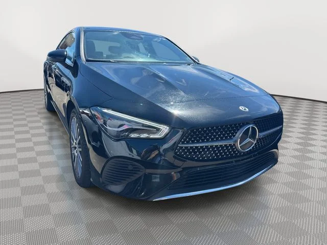 Used 2025 Black Mercedes-Benz CLA 250 image 4