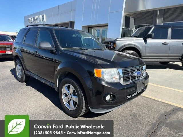 Used 2011 Black Ford XLT image 1