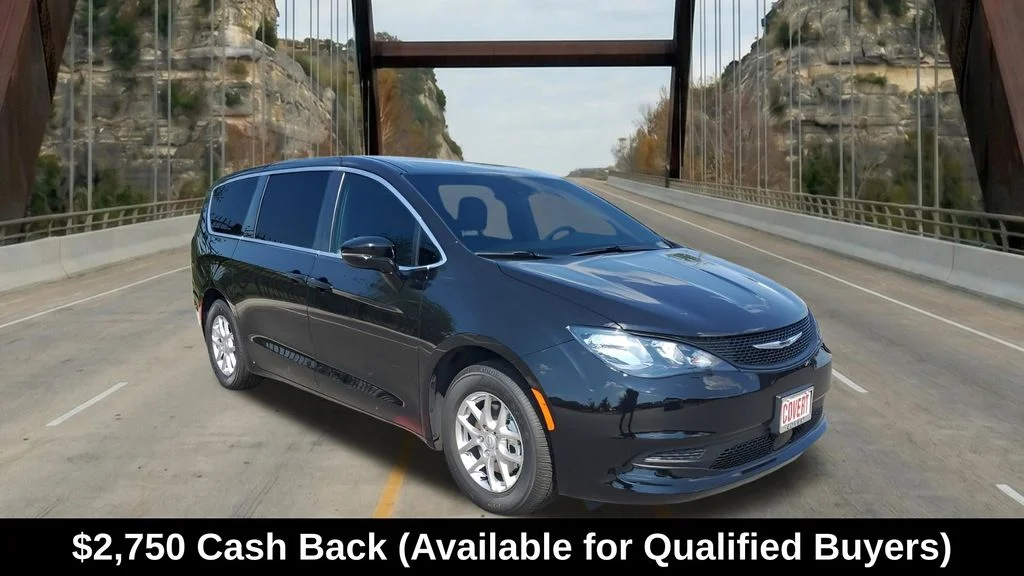 2026 Chrysler Voyager LX's photo
