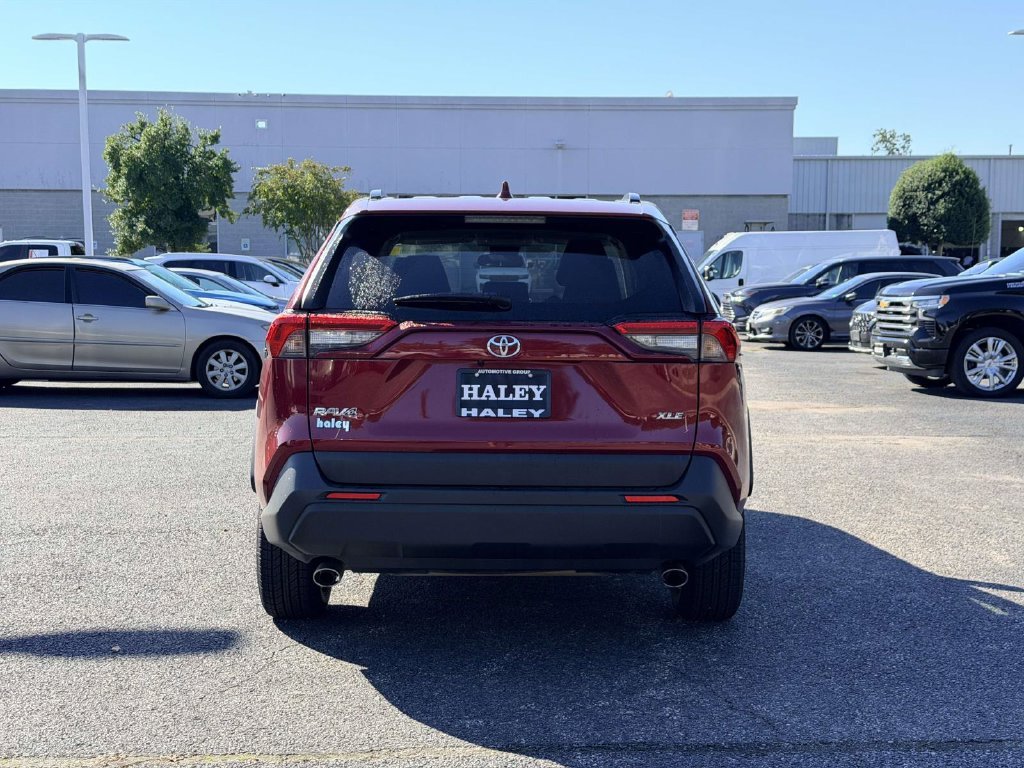 Used 2025 Red Toyota XLE image 3