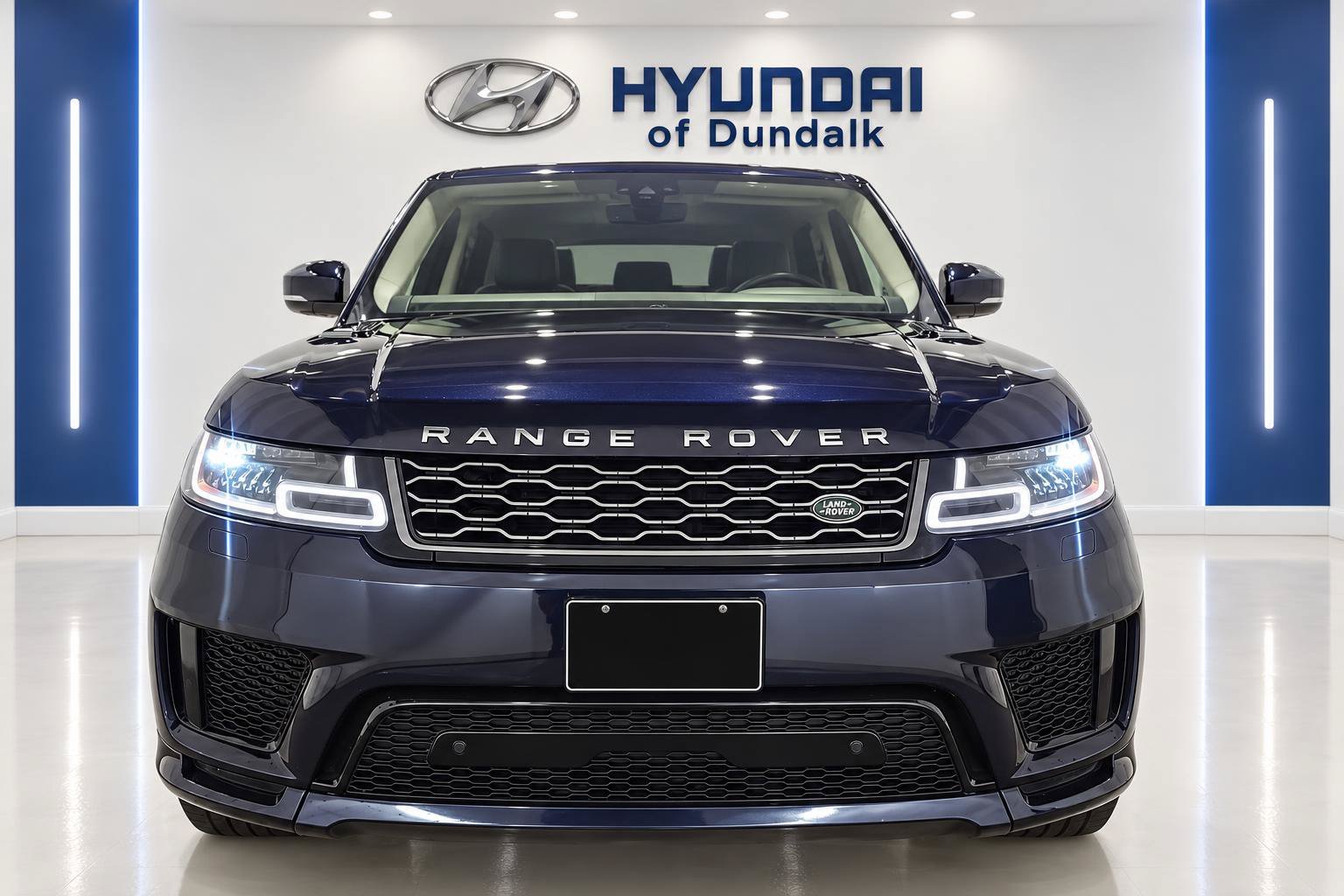 Used 2021 Blue Land Rover HSE Dynamic image 5