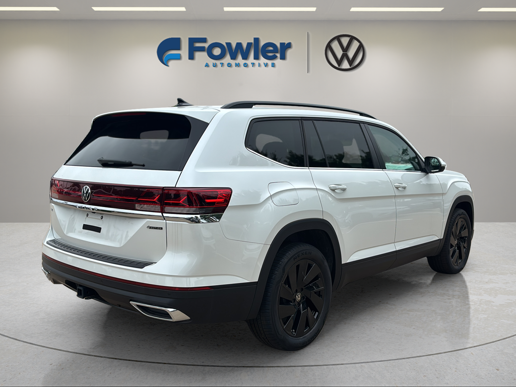 New 2026 White/off-white Volkswagen 2.0T SE w/Technology image 7