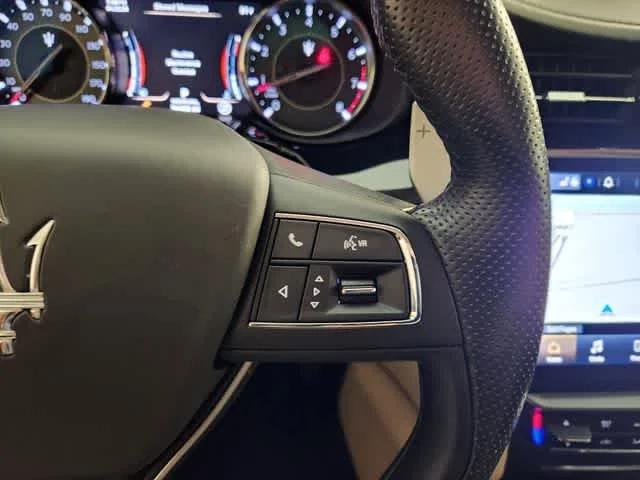 Used 2022 Bianco Maserati Modena image 27