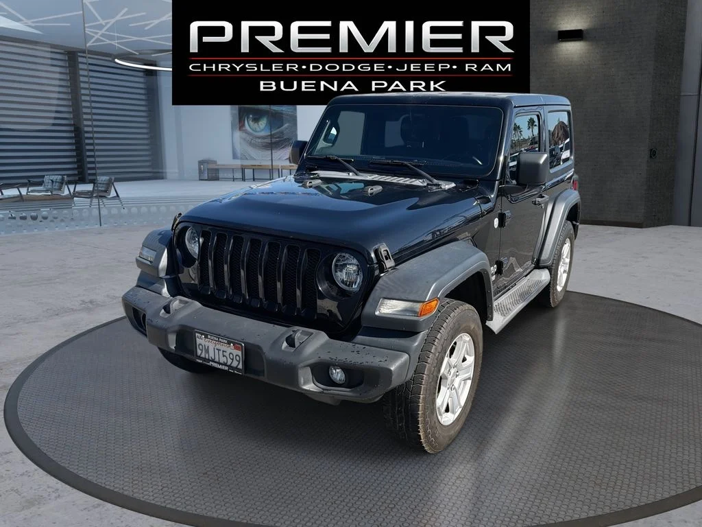 Used 2020 Black Jeep Sport S image 1