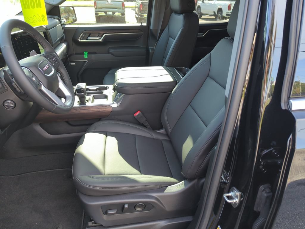 New 2026 Onyx Black GMC SLT image 11