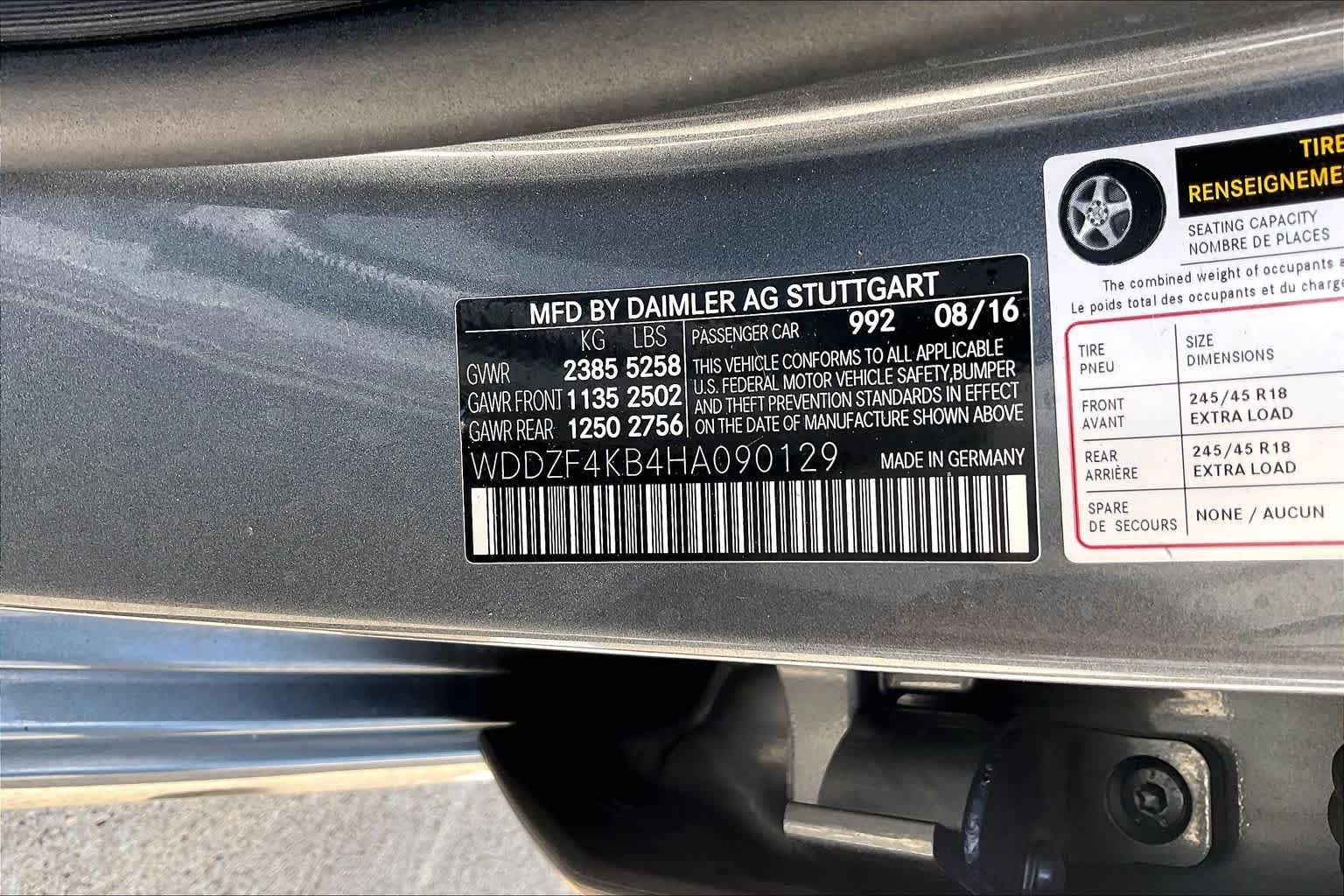 Used 2017 Selenite Grey Metallic Mercedes-Benz E 300 Sport image 37
