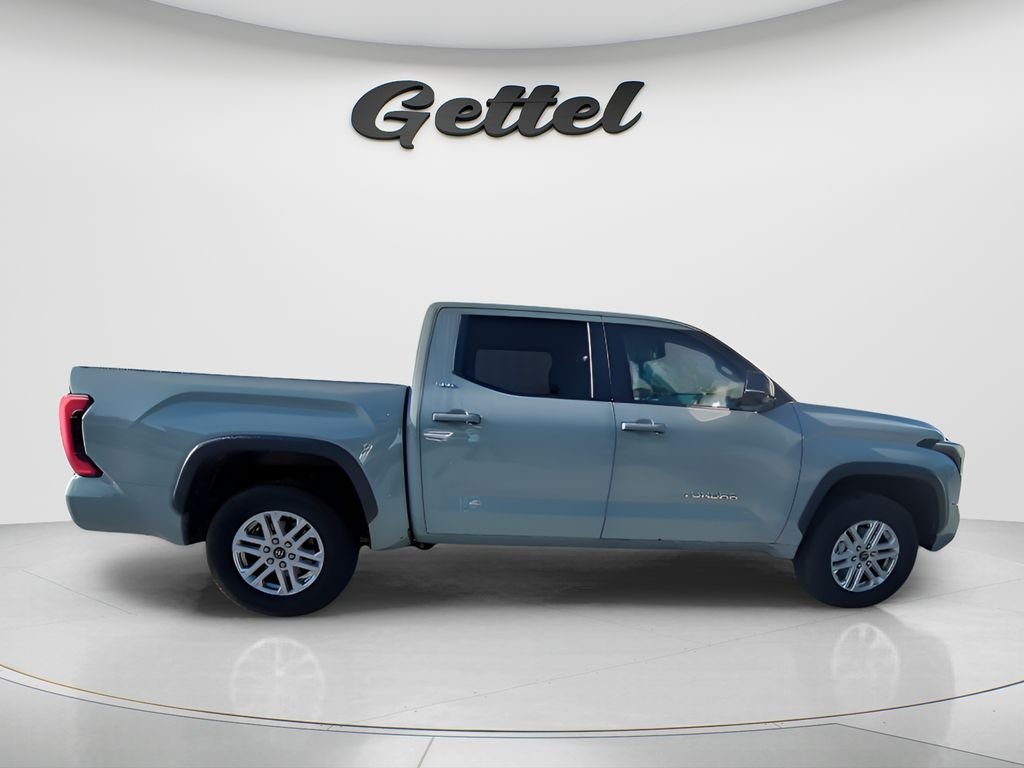 Used 2024  Toyota SR5 image 7