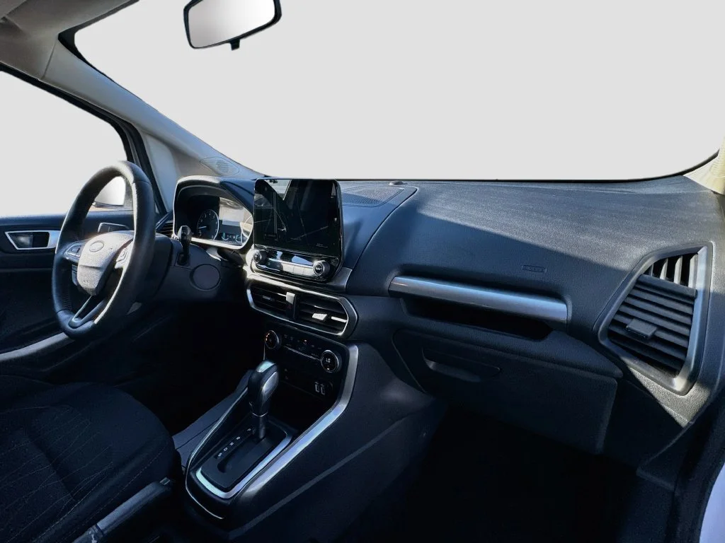 Used 2018 White Ford SE image 34