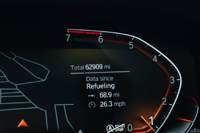 Used 2021 Black BMW 330i image 22
