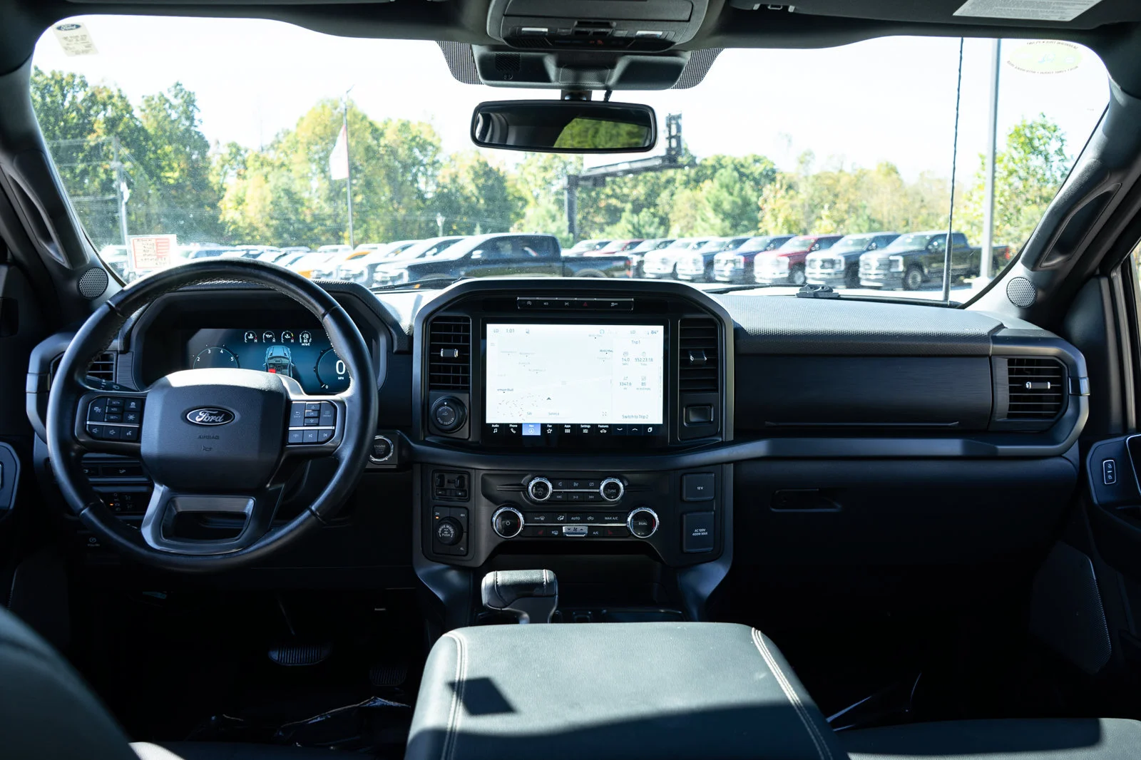 Used 2024 White Ford XLT image 19