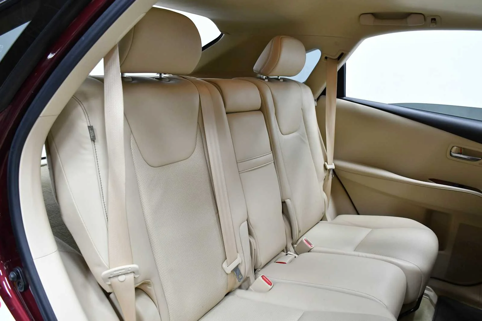 Used 2014 Claret Mica Lexus  image 24