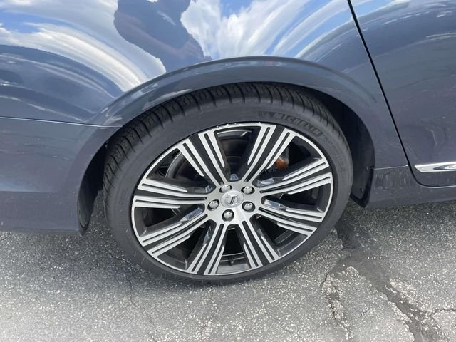 Used 2023 Blue Volvo Ultimate image 10