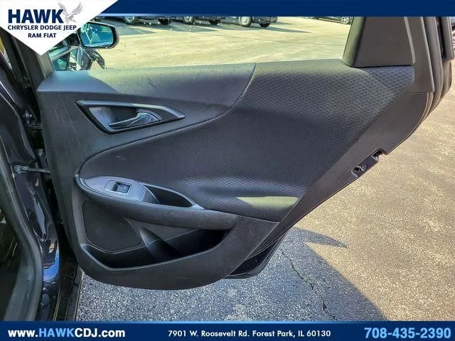 Used 2023 Gray Chevrolet LT image 27