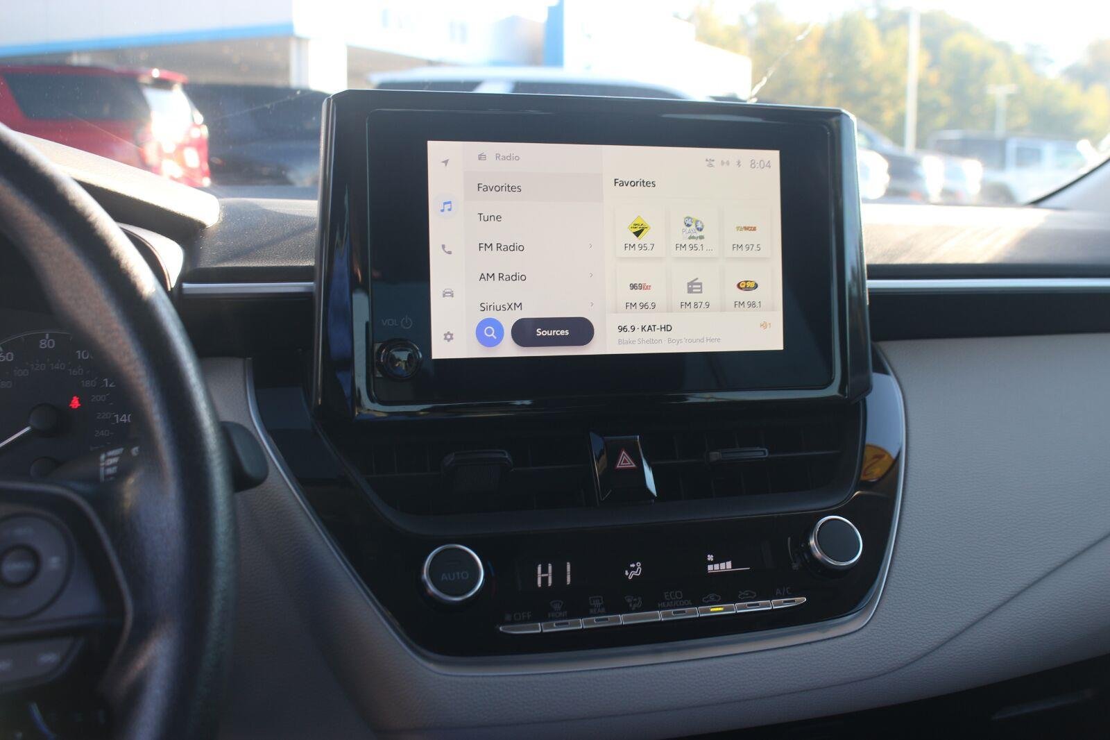Used 2024 White Toyota LE image 19